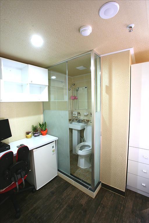 Apgujeong Residence Сеул Номер фото